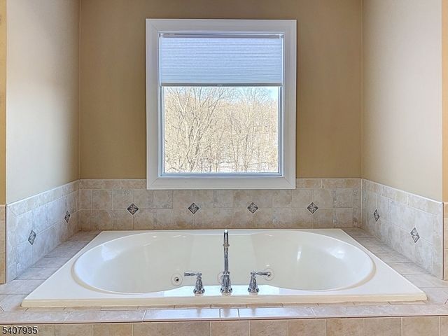 107 Lambert Dr, Sparta Twp., NJ 07871