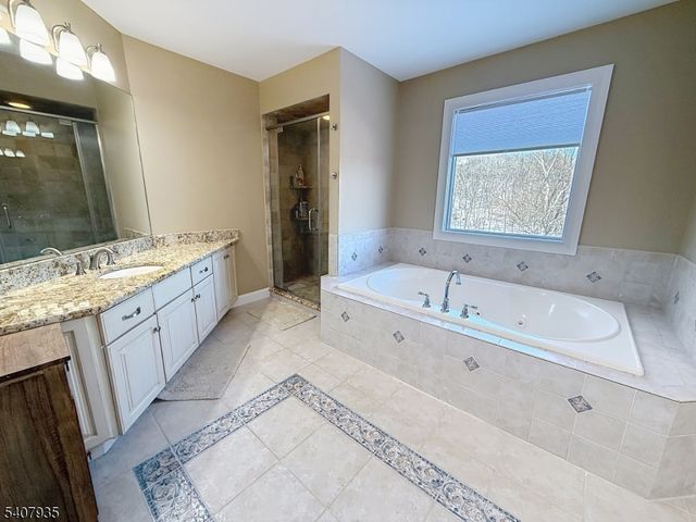 107 Lambert Dr, Sparta Twp., NJ 07871