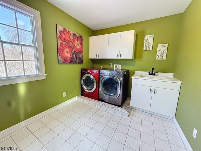 107 Lambert Dr, Sparta Twp., NJ 07871