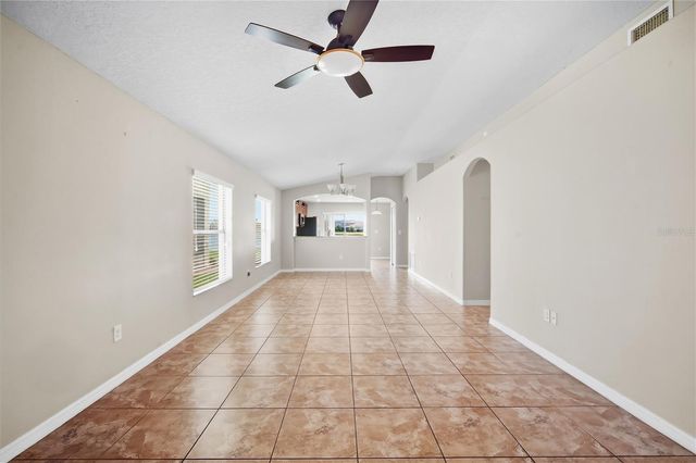 10016 NEWMINSTER LOOP, Ruskin, FL 33573