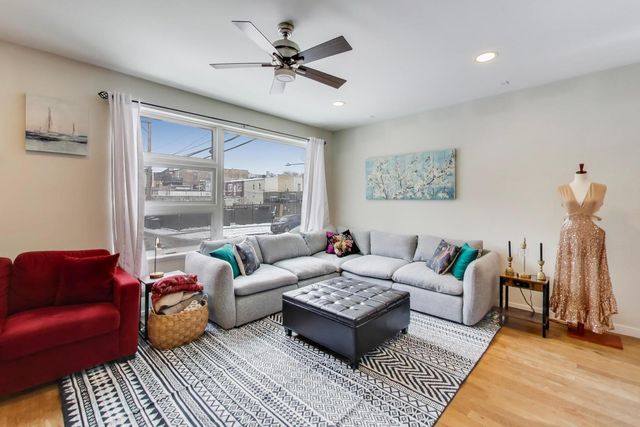 1214 N ROCKWELL Street, Chicago, IL 60622