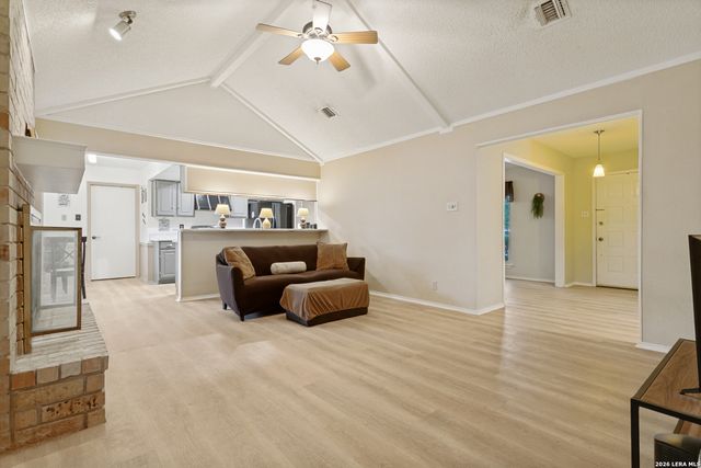 1707 ASHLEY CIR, San Antonio, TX 78232
