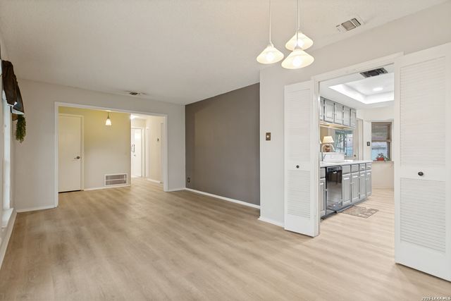 1707 ASHLEY CIR, San Antonio, TX 78232