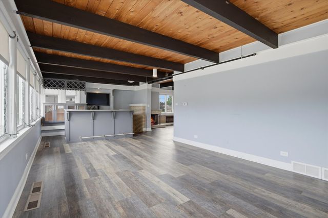 10550 W Cermak Road, Westchester, IL 60154