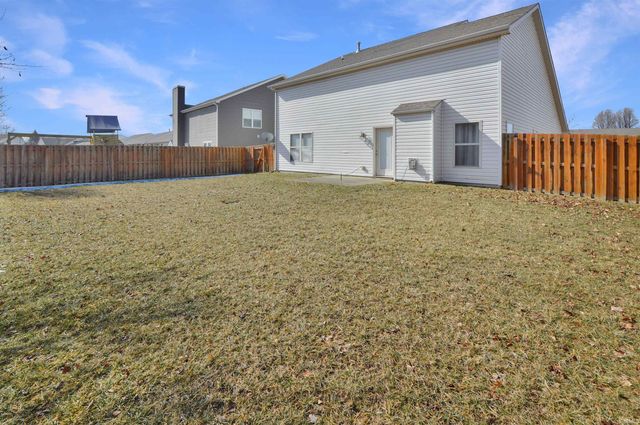 2833 Flagstone Way, Lafayette, IN 47909