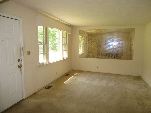 107 Jay Cir, Clarksville, TN 37040
