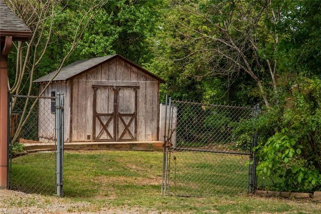 2234 Venus Road, Kernersville, NC 27284