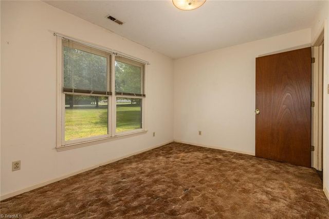 2234 Venus Road, Kernersville, NC 27284