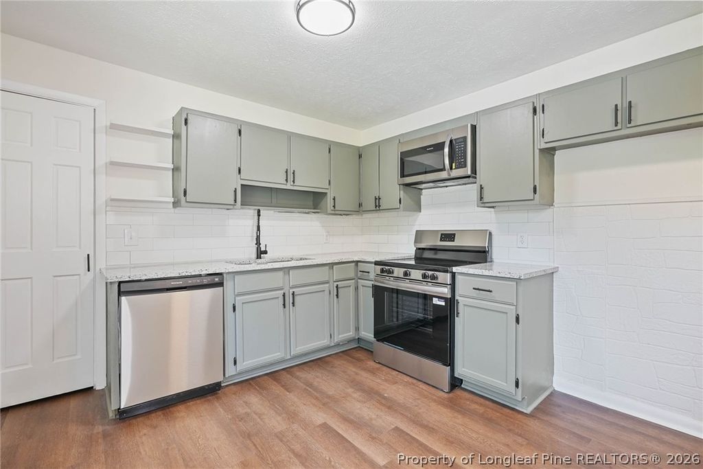 941 Louise Circle, Fayetteville, NC 28314 — photo 7