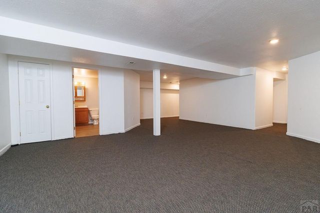 882 N Durango Dr, Pueblo West, CO 81007