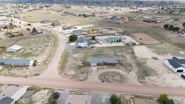 882 N Durango Dr, Pueblo West, CO 81007