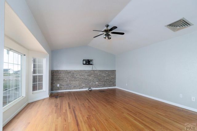 882 N Durango Dr, Pueblo West, CO 81007