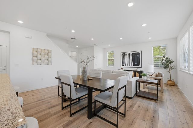 3938 Firestar Way, Sacramento, CA 95834