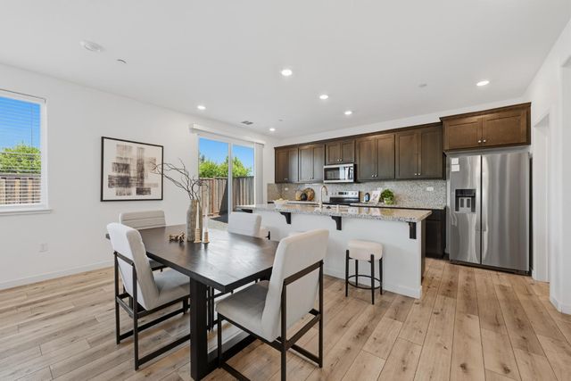 3938 Firestar Way, Sacramento, CA 95834