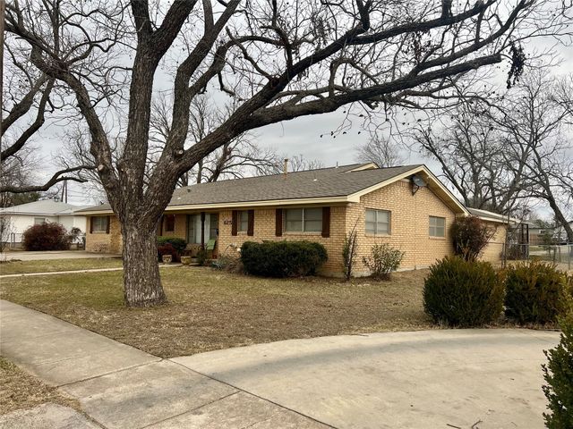 615 N Patrick Street, Dublin, TX 76446