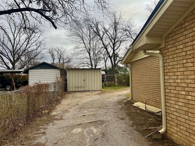 615 N Patrick Street, Dublin, TX 76446