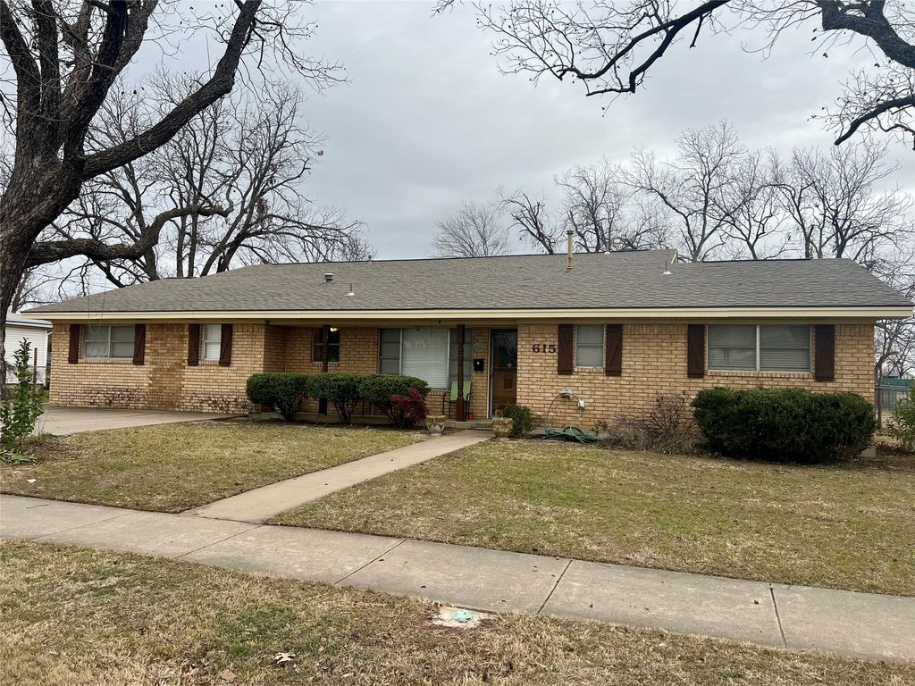 615 N Patrick Street, Dublin, TX 76446