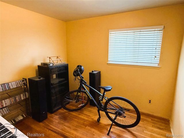 31228 Regal Drive, Warren, MI 48088