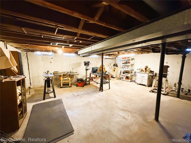 31228 Regal Drive, Warren, MI 48088