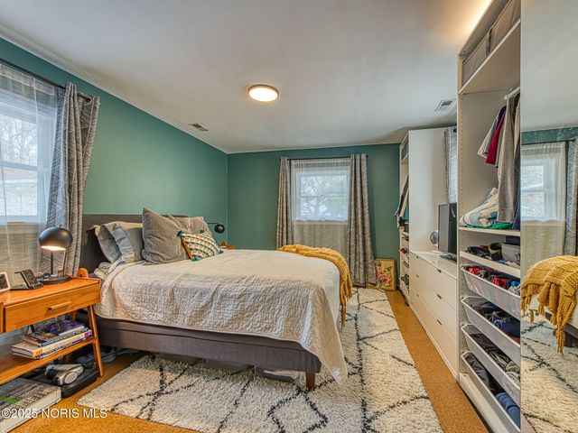 4910 W Sylvania Avenue, Toledo, OH 43623