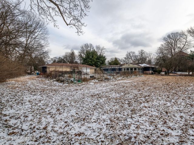 4910 W Sylvania Avenue, Toledo, OH 43623