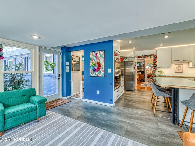 4910 W Sylvania Avenue, Toledo, OH 43623