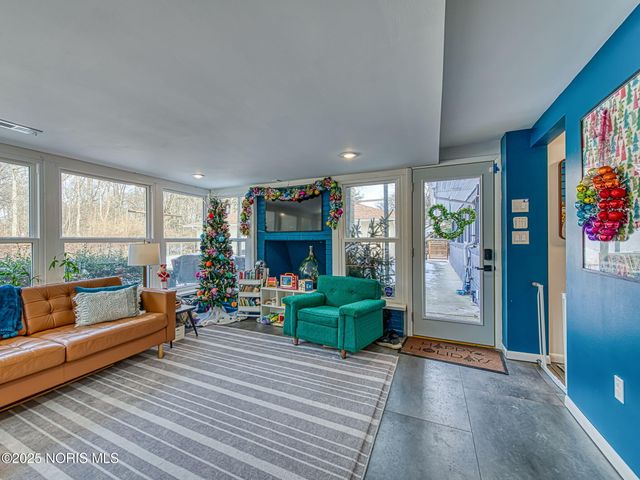 4910 W Sylvania Avenue, Toledo, OH 43623