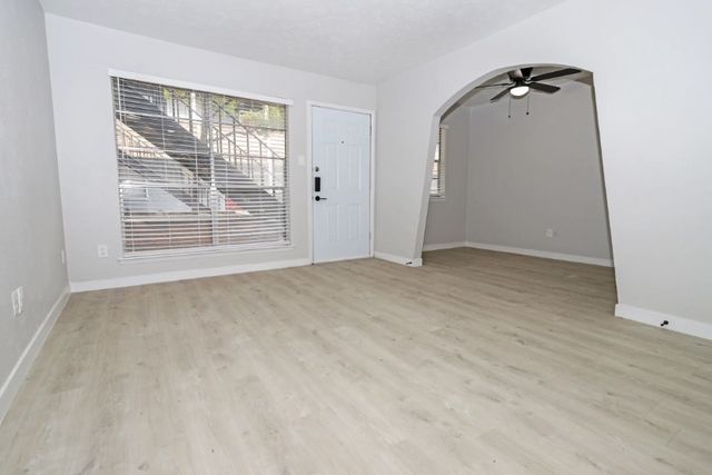 2807 Bachman Drive A1R, Dallas, TX 75220
