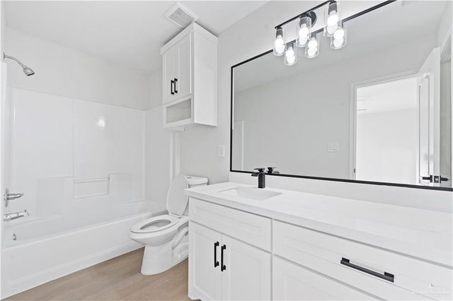 6300 N 21st Street, Mcallen, TX 78504