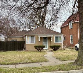 11205 Kennebec Street, Detroit, MI 48205