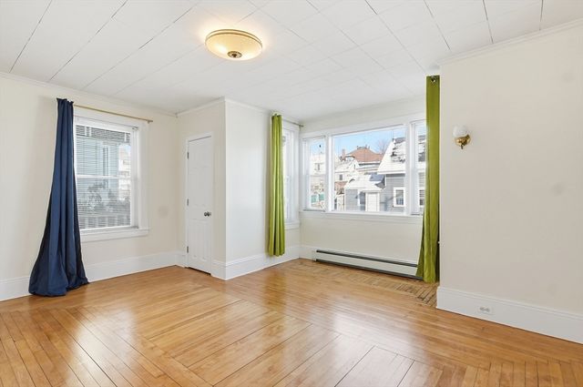 223 School St 1, Lowell, MA 01854