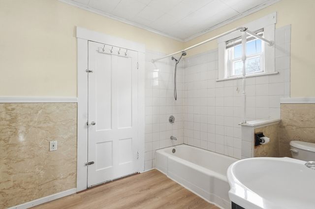 223 School St 1, Lowell, MA 01854