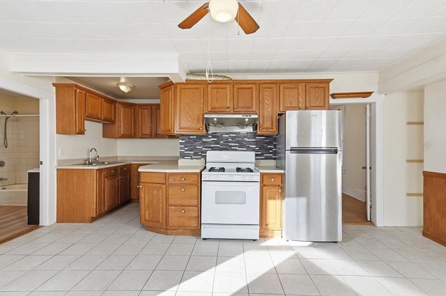 223 School St 1, Lowell, MA 01854