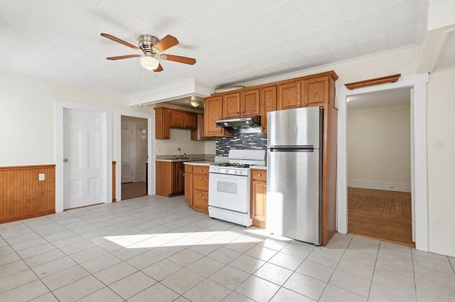 223 School St 1, Lowell, MA 01854