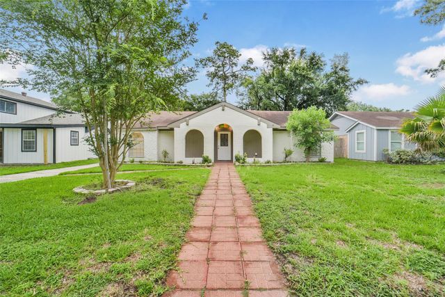 23122 Whispering Willow Drive, Spring, TX 77373