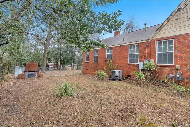384 Perry Hill Road, Montgomery, AL 36109