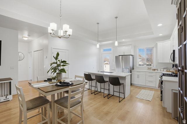 583 E GLENPOINT CT, Stansbury Park, UT 84074