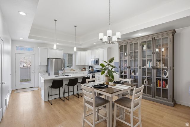 583 E GLENPOINT CT, Stansbury Park, UT 84074