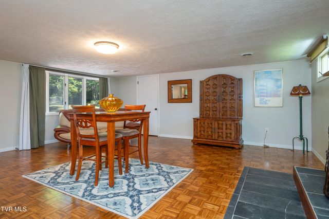 311 Brookdale Circle, Bristol, VA 24201