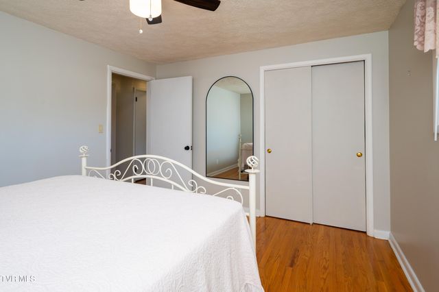 311 Brookdale Circle, Bristol, VA 24201