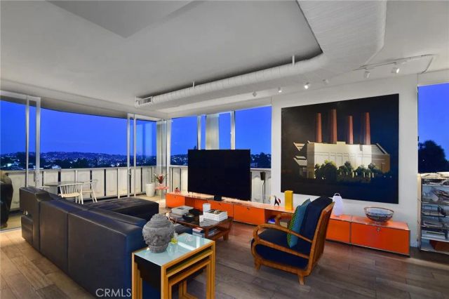 4411 Los Feliz Boulevard 1007, Los Angeles, CA 90027
