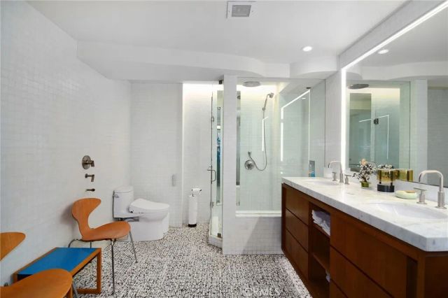 4411 Los Feliz Boulevard 1007, Los Angeles, CA 90027