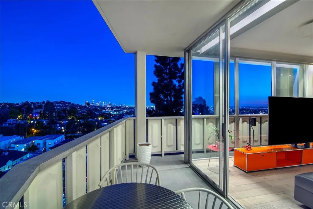 4411 Los Feliz Boulevard 1007, Los Angeles, CA 90027