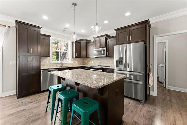 464 Holly Place, Gainesville, GA 30501