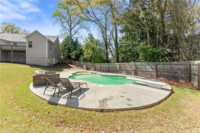 464 Holly Place, Gainesville, GA 30501