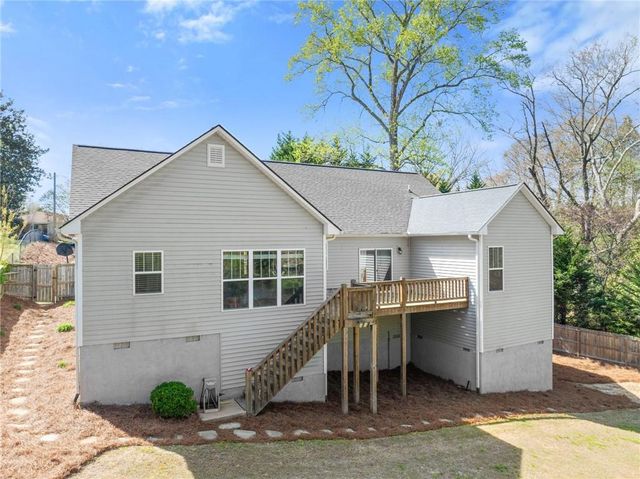 464 Holly Place, Gainesville, GA 30501