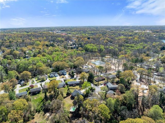 464 Holly Place, Gainesville, GA 30501