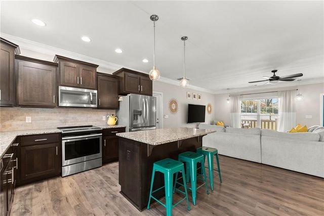 464 Holly Place, Gainesville, GA 30501