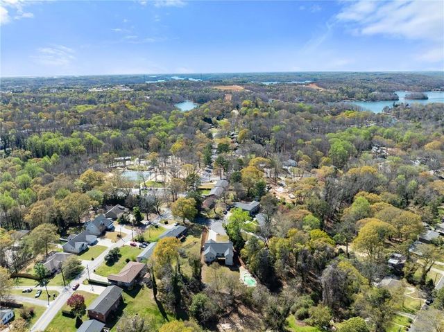 464 Holly Place, Gainesville, GA 30501