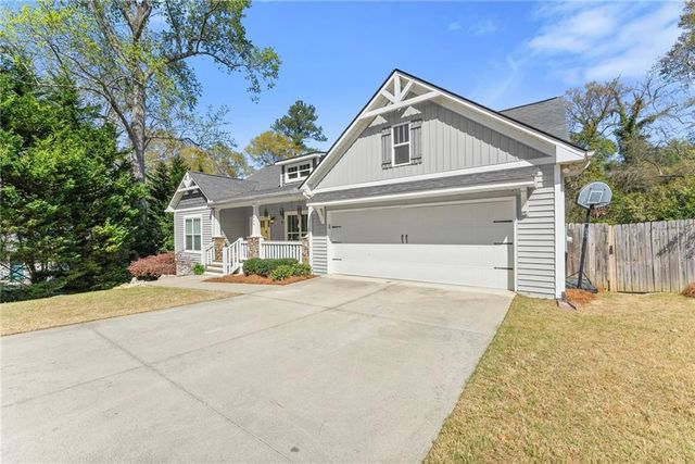 464 Holly Place, Gainesville, GA 30501
